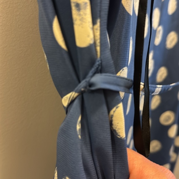 Maggy London Dot Print V-Neck Sleeveless Dress With Pockets Size 20 Used - Picture 16 of 16